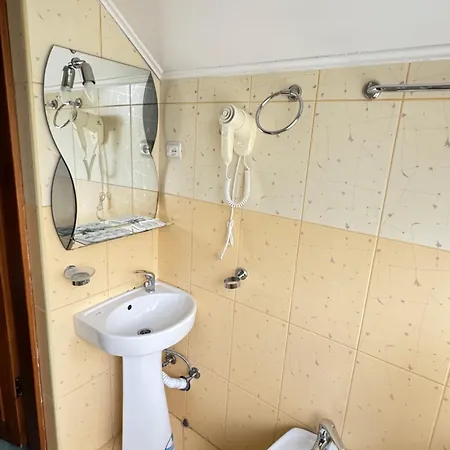 Hotel лелеч Tatariv